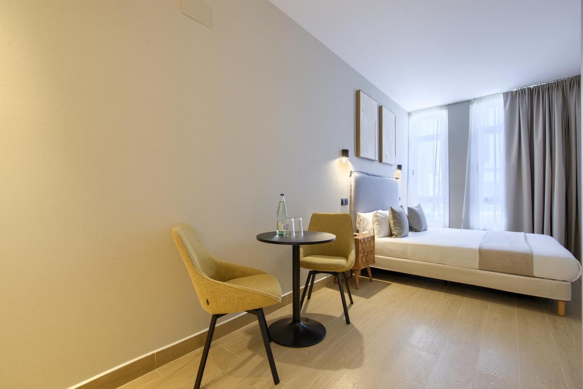 Dobo Madrid Murillo Room photo